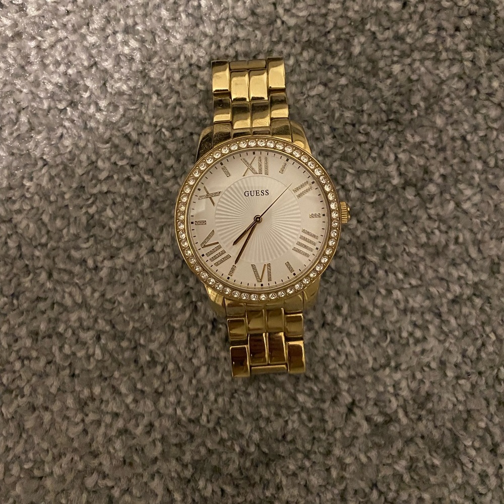 GUESS WATCH